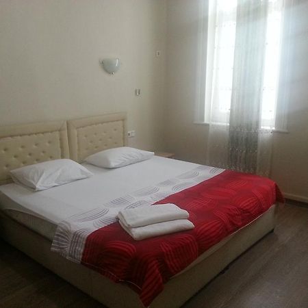 إزمير Laguna Otel Pansiyon المظهر الخارجي الصورة
