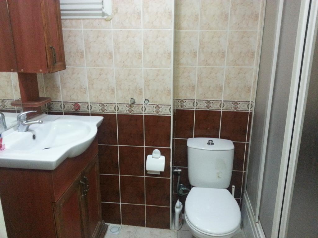 إزمير Laguna Otel Pansiyon المظهر الخارجي الصورة