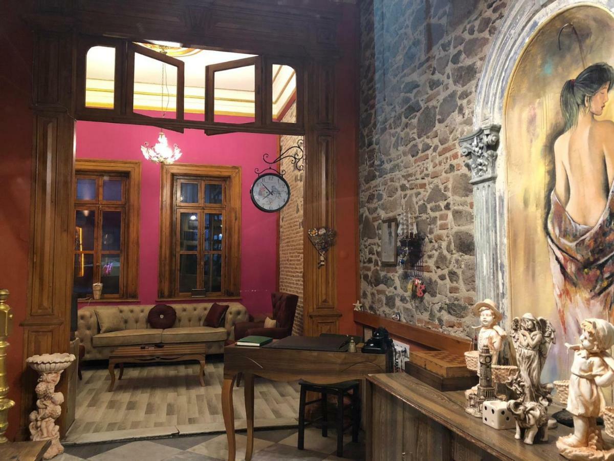 إزمير Laguna Otel Pansiyon المظهر الخارجي الصورة